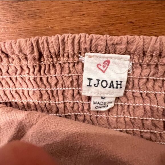 I Joah Button down dress with adjustable straps, pockets. - Picture 3 of 6